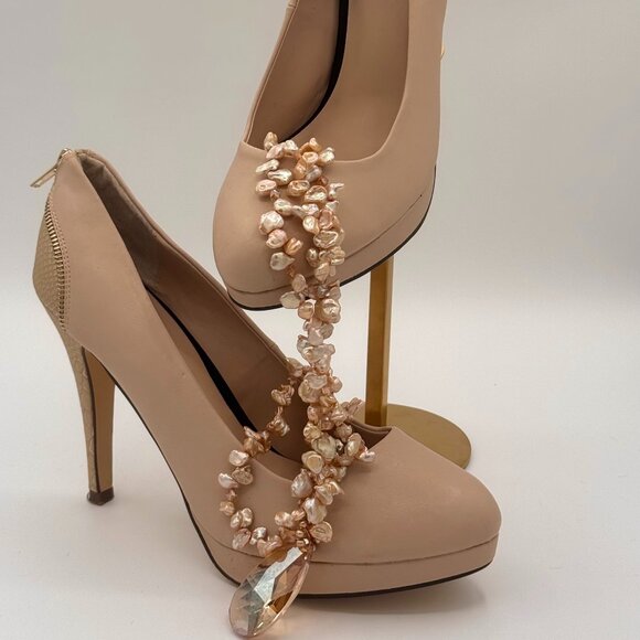 🎨Style Muse in the City:JS Heels, Art-Inspired Clutch & Statement Pearls Bundle - Picture 2 of 4